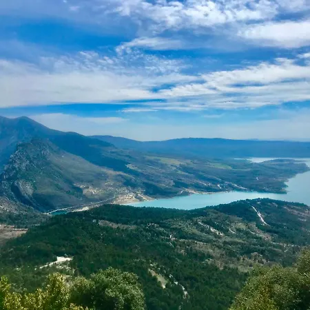 Πανδοχείο De Venascle *