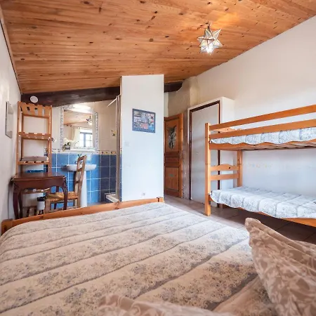 De Venascle אורחן מוסטיה-סן-מארי